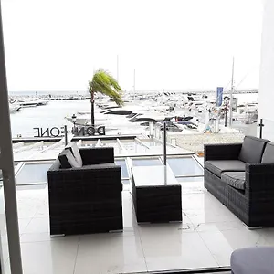 136 A First Line Sleeps 6 Apartment Marbella
