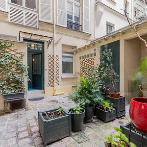 Exceptional 2bd-6p - Tuileries-louvre Apartment Paris