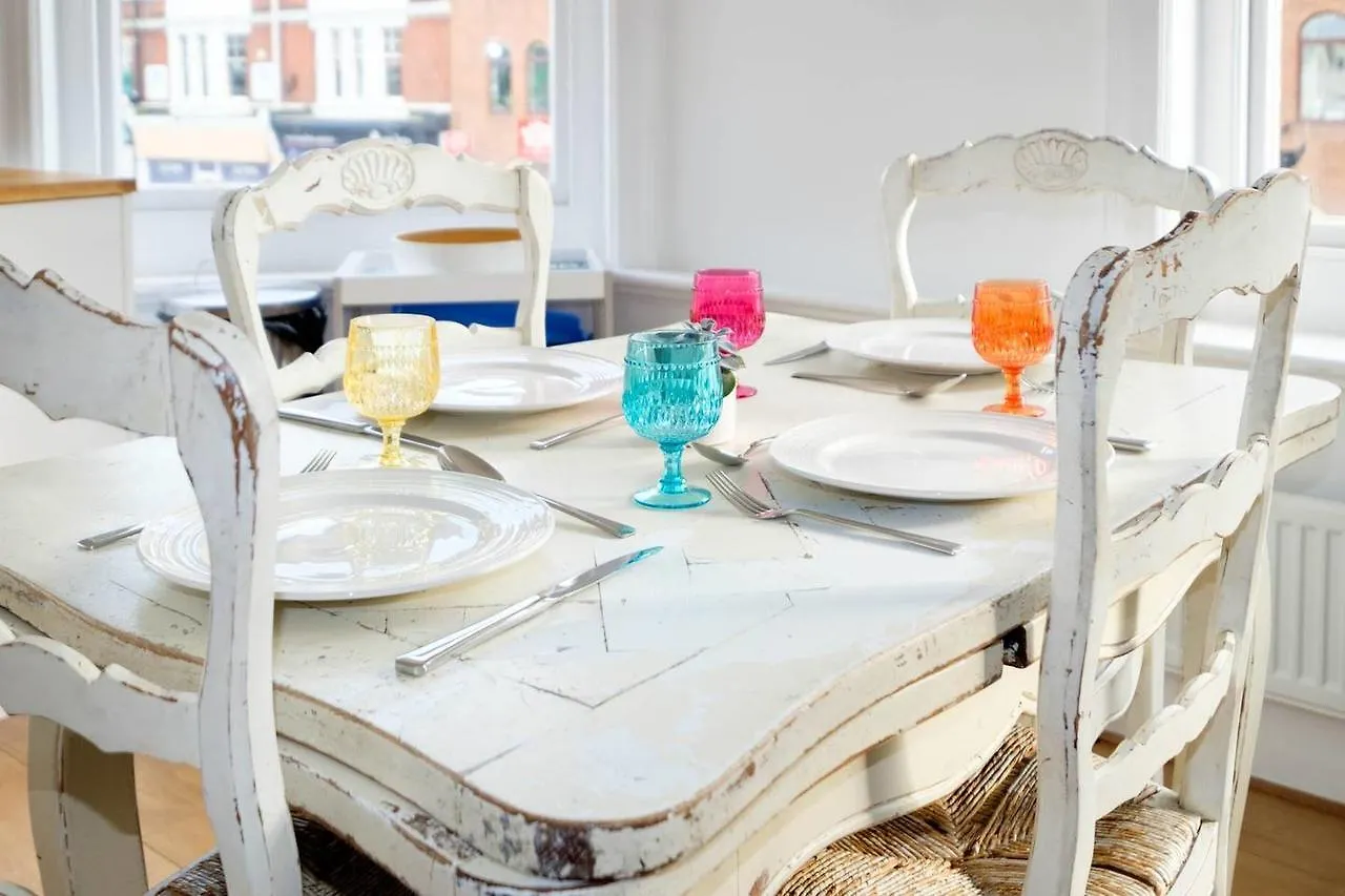 Bright & Stylish 2 Bed 1St Floor Apartment Brighton 0*,