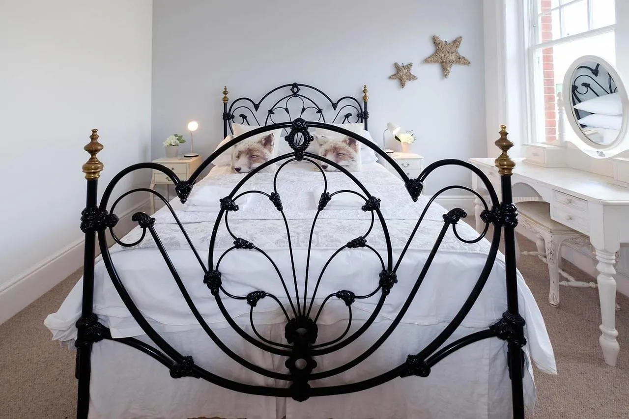 Bright & Stylish 2 Bed 1St Floor Apartment Brighton